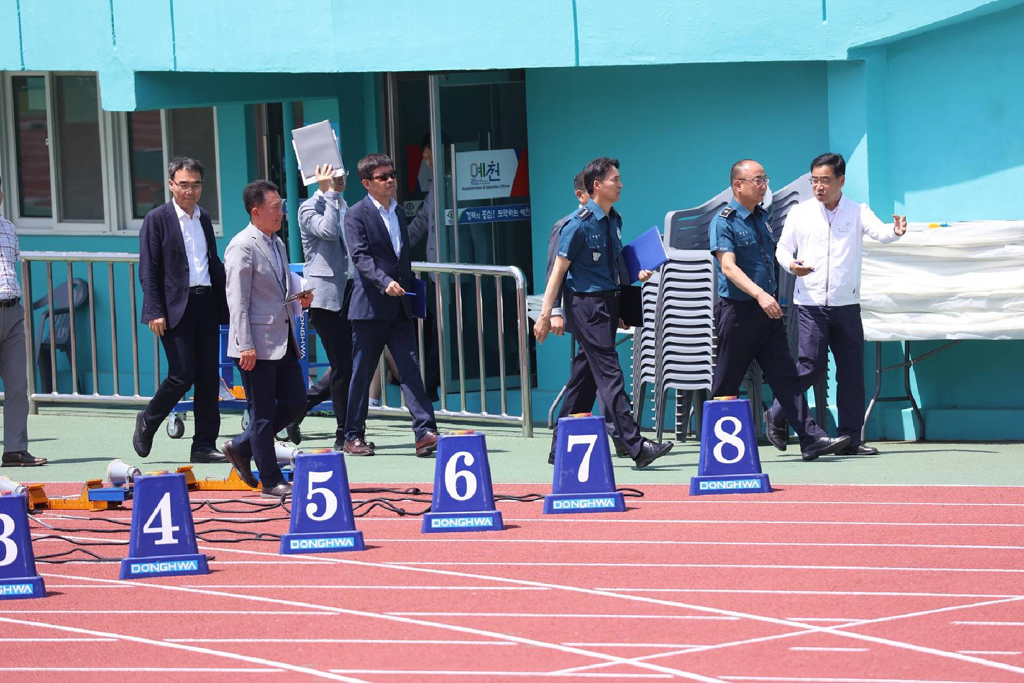 0602 D-2 Field photo of the stadium 05
