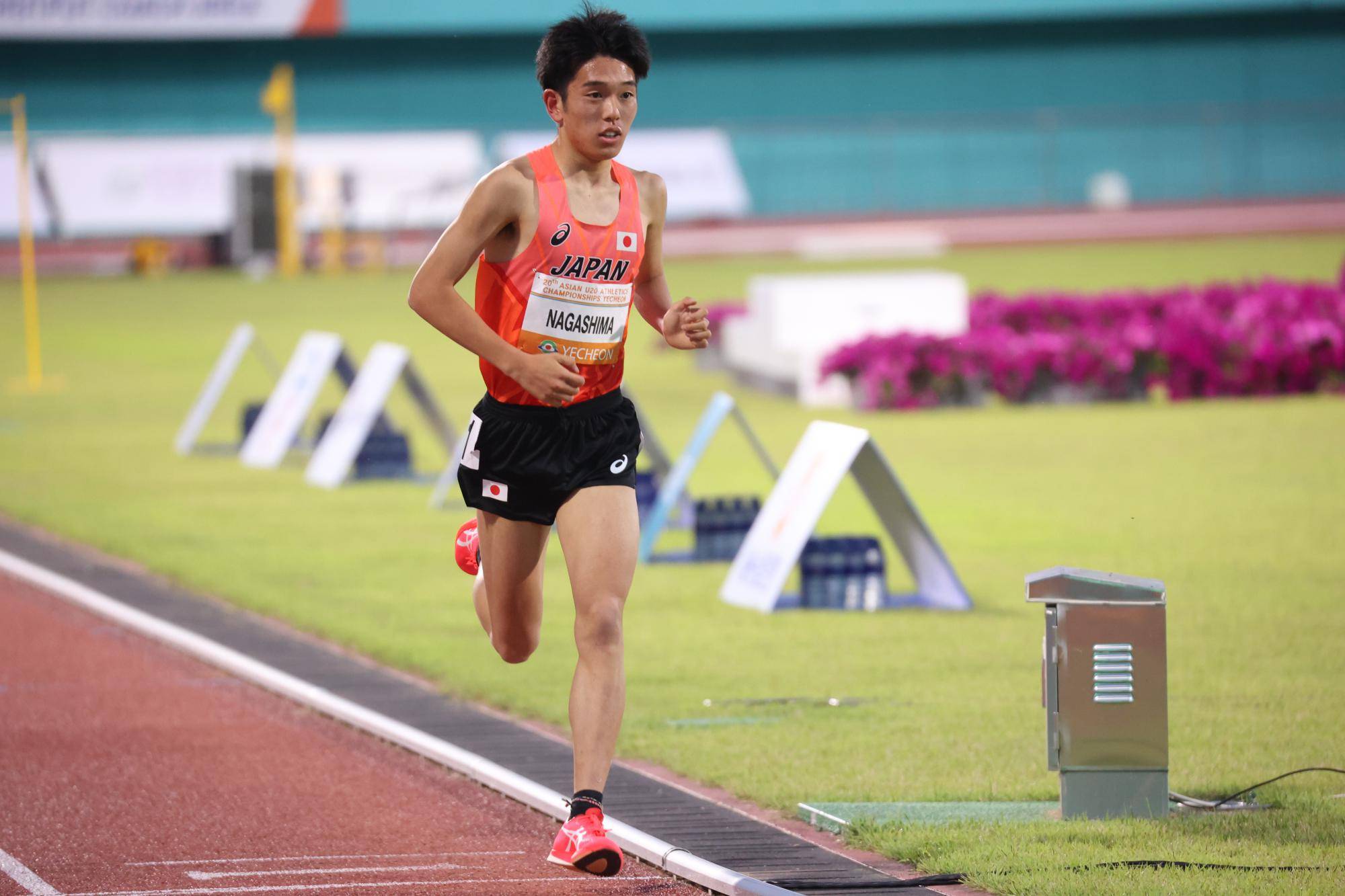 0604 Field photo of the AUC game 06