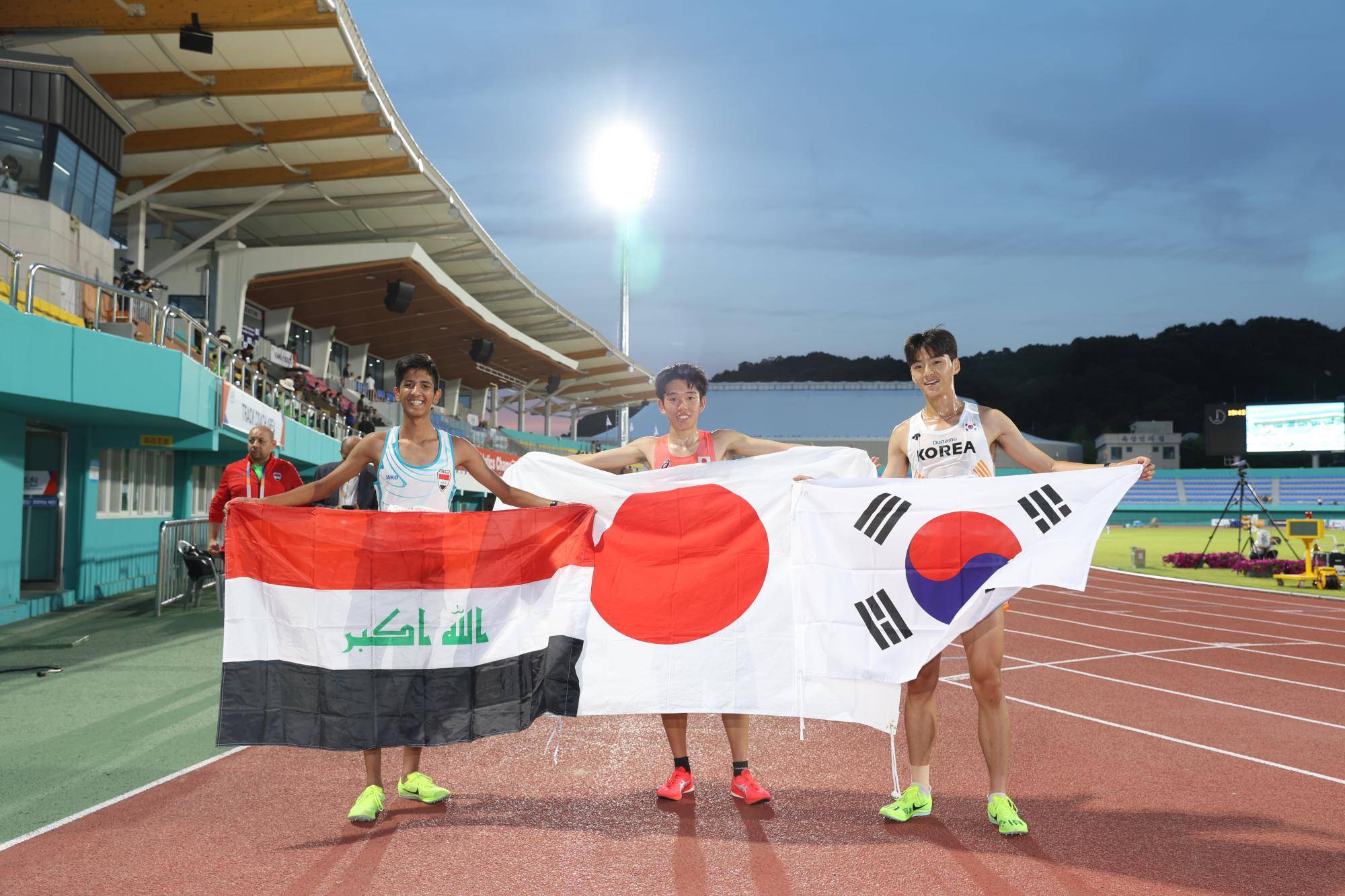 0604 Field photo of the AUC game 11